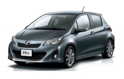 Ворсовые коврики в салон  Toyota Vitz III (XP130) (2011 - 2014)